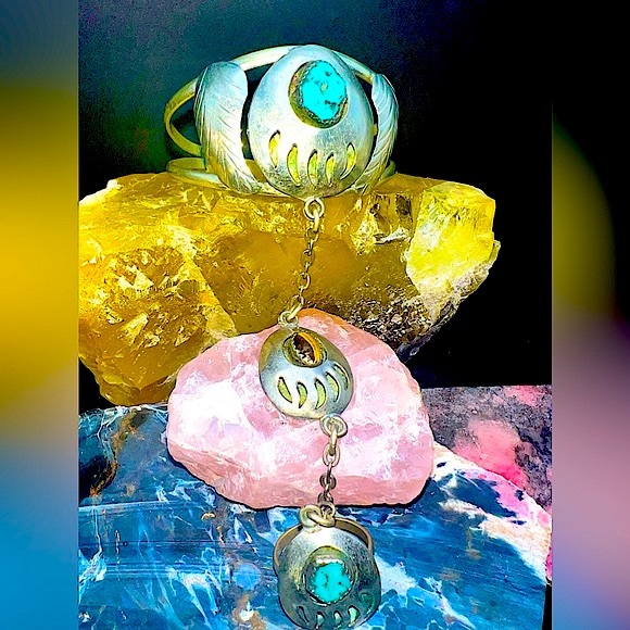 Old Vintage Native American Navajo Artist Sterling Silver Slave Cuff size 8 ring - Picture 3 of 6